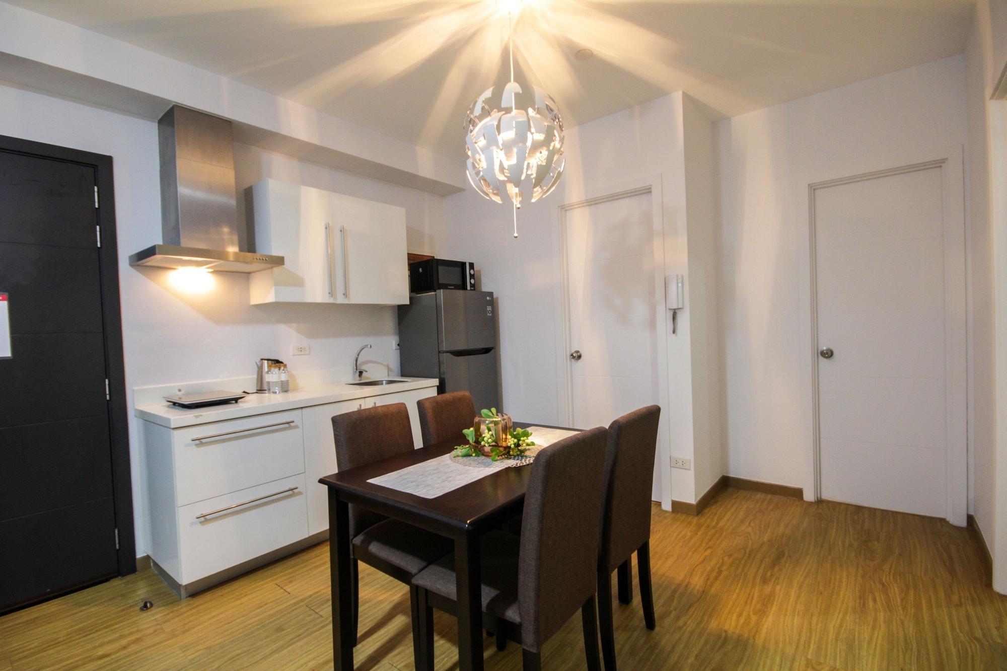 Siglo Suites @ The Acqua Private Residences Mandaluyong Екстер'єр фото