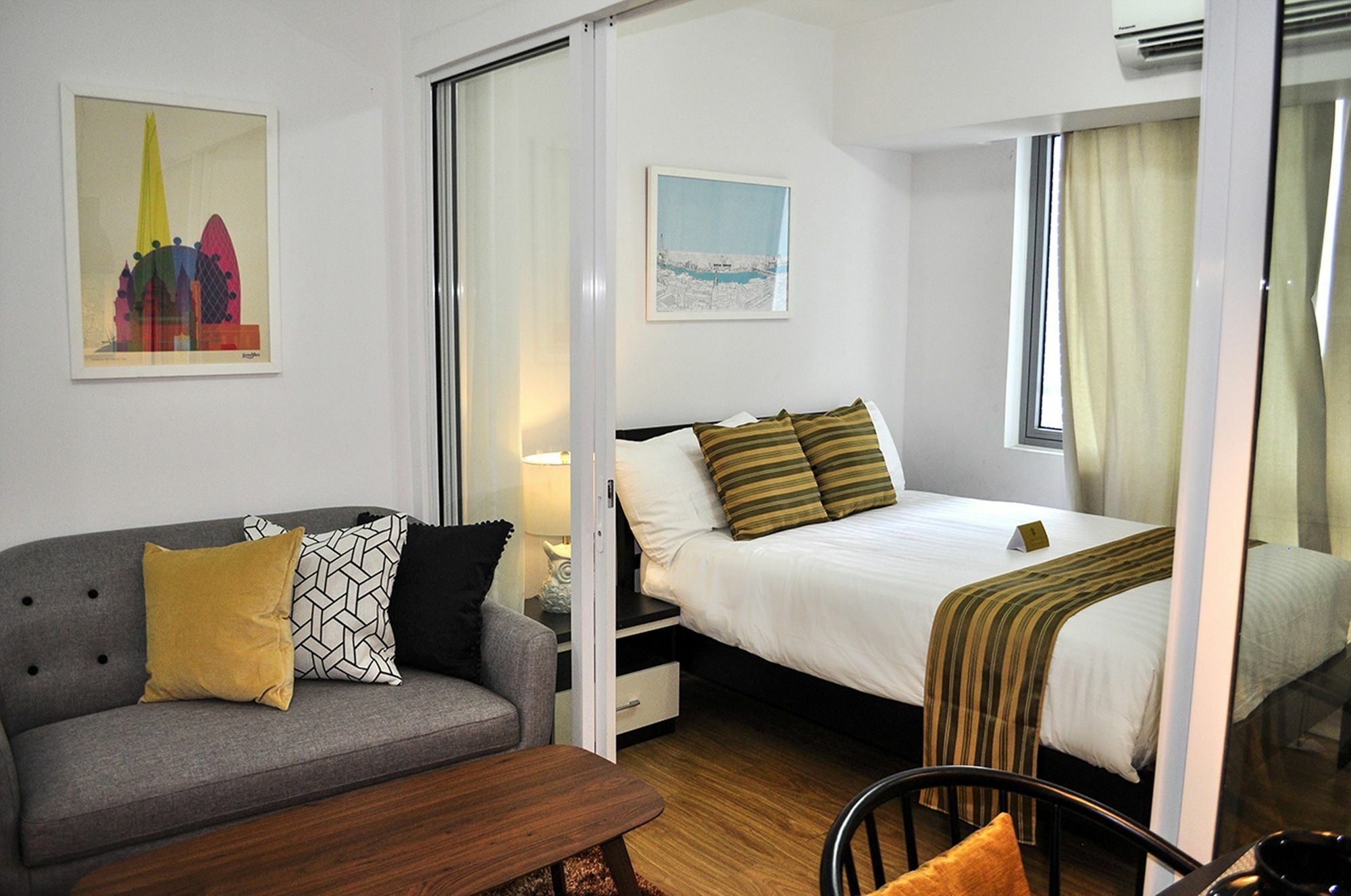 Siglo Suites @ The Acqua Private Residences Mandaluyong Екстер'єр фото
